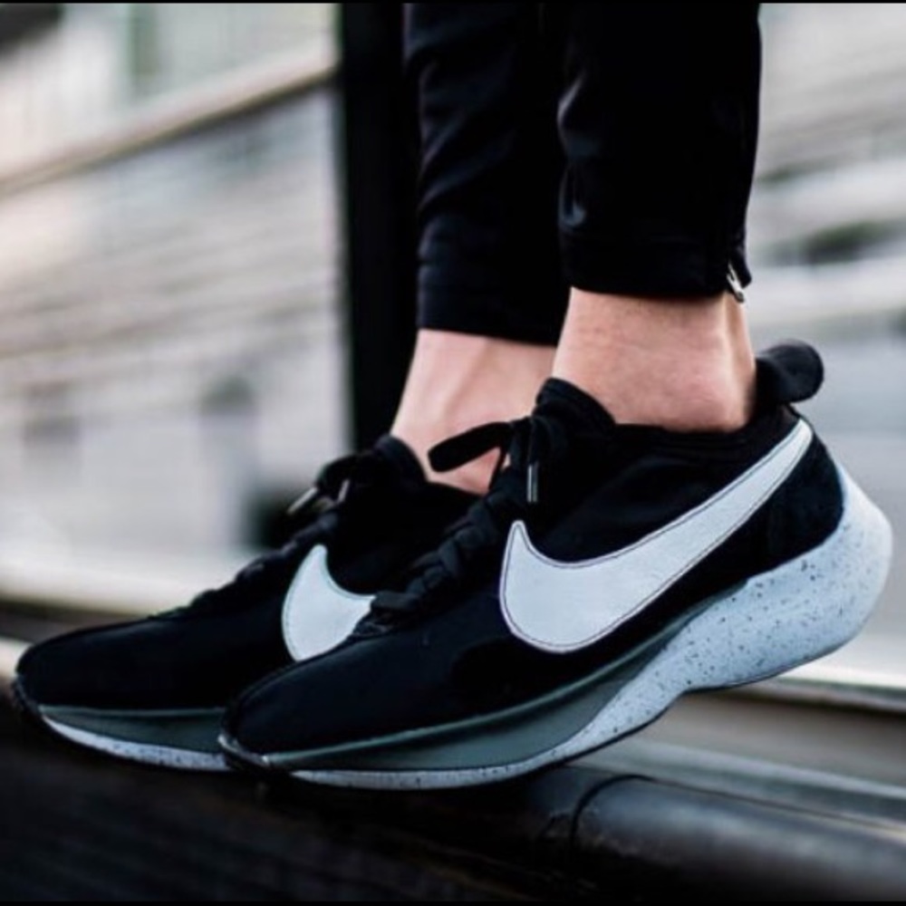 Nike Moon Racer 'Black' Sneakers AQ4121 001